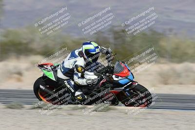 media/Dec-01-2025-Moto Forza (Mon) [[2daa91e15f]]/2-Intermediate Group/Session 3 (Turn 7 Inside Pans)/